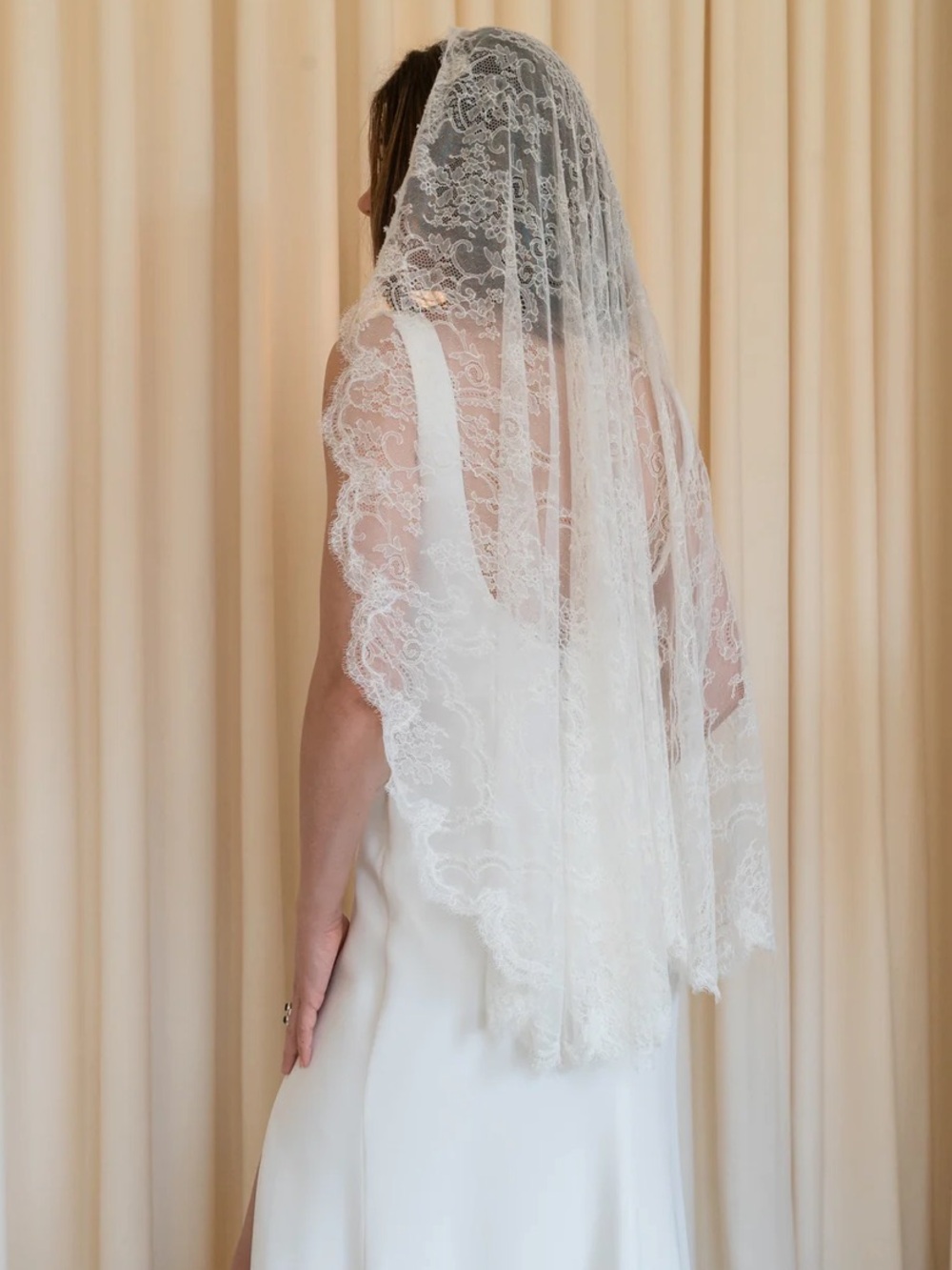 ISO Alexandra Grecco Mantilla Lace Veil